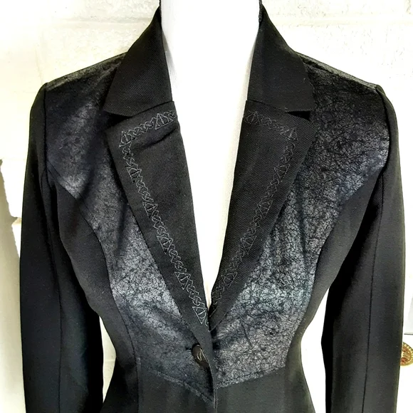 Harry Potter Hot Topic Deadly Hallows Black Button Up Jacket Size XS~No Hood - Picture 5 of 13